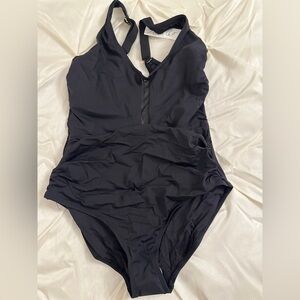 Ann Cole Elegant Black Women's Swimsuit